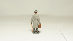 Фигурка Джентльмен с портфелем, Артель "Universal" 1:43 