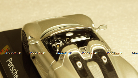 Porsche 918 Spyder 2013 liquid silver, Altaya 1:43