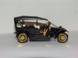 Руссо Балт С24-40, А22, Тантал/Радон 1:43 Цвет!!! 