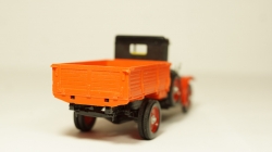 Амо Ф-15 на пружинах, переходной 1:43