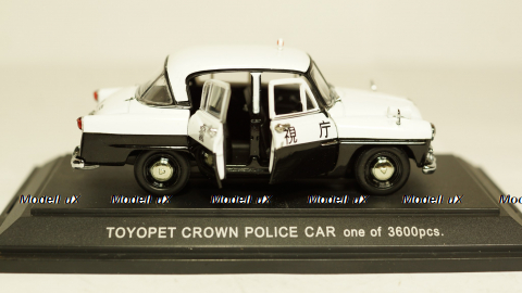 Toyopet Crown Police, Ebbro 1:43