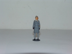 Фигурка Немка с сумочкой