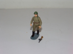 Фигурка советский боец идущий с ППШ