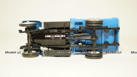 Амо Ф15, синий, 1:43