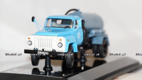 АНМ-53А Ассенизаторная машина на шасси Газ-53А 1989 г. Голубой/серый, 105327,  DiP Models 1:43