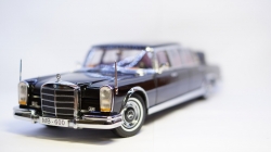 Mercedes-Benz 600 (W100) Landaulet 1966, SunStar 1:18
