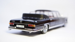 Mercedes-Benz 600 (W100) Landaulet 1966, SunStar 1:18