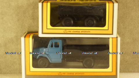 Зил 4331 бортовой с прицепом синий/черный, з-д Вега 1:43