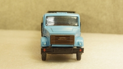 Зил 4331 бортовой с прицепом синий/черный, з-д Вега 1:43