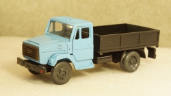 Зил 4331 бортовой синий/черный, з-д Вега 1:43
