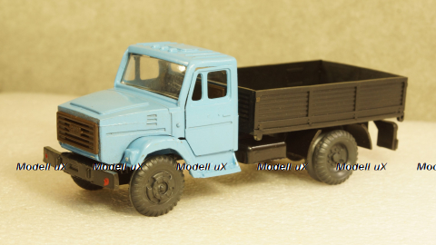 Зил 4331 бортовой синий/черный, з-д Вега 1:43