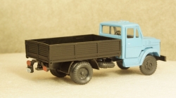Зил 4331 бортовой синий/черный, з-д Вега 1:43