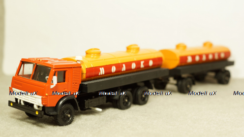 Камаз 53212 Молоко с прицепом, 1:43