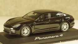 Porsche Panamera 4 (2. Generation) 2017 black, Herpa 1:43