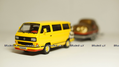 Volkswagen T3b Bus mit Hanger, Premium Classixxs 1:43