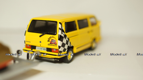 Volkswagen T3b Bus mit Hanger, Premium Classixxs 1:43