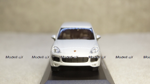 Porsche Cayenne (958) year 2014 silver, Minichamps 1:43