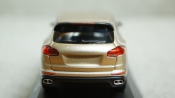 Porsche Cayenne Turbo (958) year 2014 gold, Minichamps 1:43