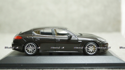 Porsche Panamera 4S Gen II 2014 Carbon Grey, WAP0205100E, Minichamps 1:43