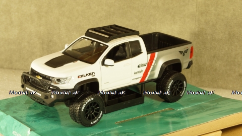 Chevrolet Colorado ZR2 Pick Up 2017 white, 32534, Maisto 1:24