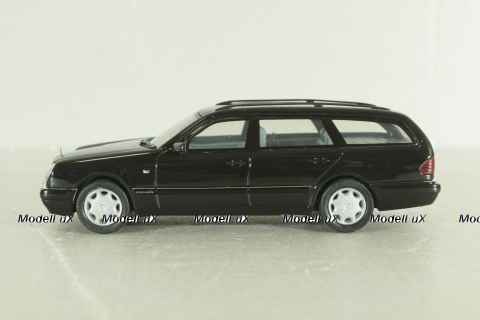 Mercedes E320 T-Modell (S210) 1995, black, 070393, Herpa 1:43