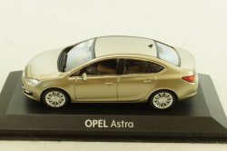 Opel Astra 2012 gold metallic, 07751000-10005, Minichamps 1:43  Уценка!