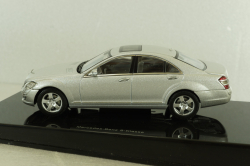 Mercedes S 500 (W221) 2006, silver, 56201, Autoart 1:43