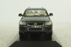 Volkswagen Touareg, dark grey, 7L0099300GPR7M, Minichamps 1:43