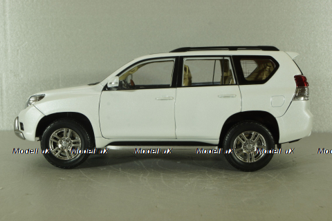 Toyota Land Cruiser Prado 150, 2009 white, Paudi 1:18