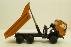 Камаз-5511, самосвал, горизонтальные ребра, оранжевый, Элекон  1:43
