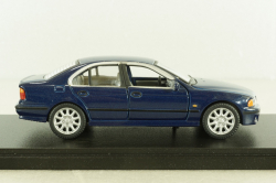 BMW 528i sedan (E39) 1995 blue, Schuco 1:43