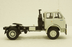 Маз-5428 тягач 1977г, серый, Н700, Наш Автопром 1:43