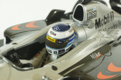 McLaren Mercedes MP4/15 Formula 1 Hakkinen 2000, Minichamps 1:18