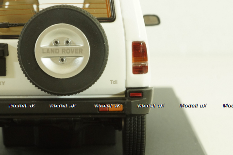 Land Rover Discovery (R380) 1994, white, ALM410402, Almost Real 1:43