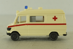 Mercedes 310D Ambulance KTW Rotes Kreuz 1981, 27800, Wiking 1:87