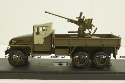 Studebaker US 6 с 37мм зениткой, тентованная кабина, Miniclassic 1:43