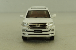 Toyota Land Cruiser 200 2016, TYT1201, Masdi 1:64