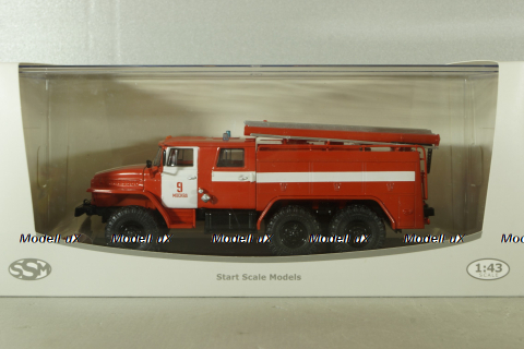 АЦ-40(375Н)Ц1А ПЧ 9 модели ПМ-102А пожарная автоцистерна на шасси Урал-375Д с бел. полосами, SSM1231, SSM 1:43