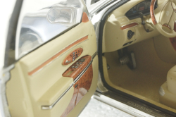 Maybach 62 Lwb 2005 Silver/Blue, 76163, AutoArt 1:18