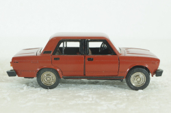 Ваз-2105, сентябрь 87г.,  Тантал/Радон 1:43