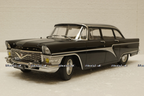 Газ-13 Чайка 1959 black, T9-1800250, Triple9 1:18