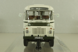 Кавз-685М, автобус 1985г., бело-зеленый, 168506, Dip Models 1:43