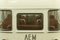 Кавз-685М, автобус 1985г., бело-зеленый, 168506, Dip Models 1:43