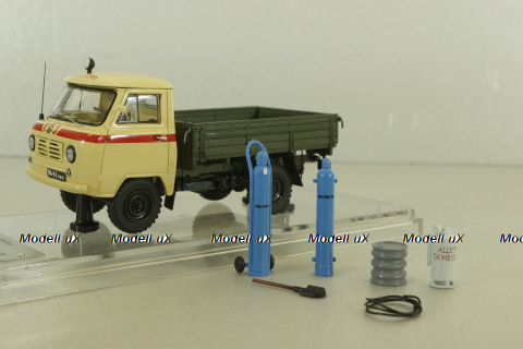 Уаз-450Д, Аварийная «ГорГаз» Душанбе, Таджикистан - 1963 г., с аксесcуарами 145004, DiP Models 1:43