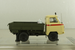 Уаз-450Д, Аварийная «ГорГаз» Душанбе, Таджикистан - 1963 г., с аксесcуарами 145004, DiP Models 1:43