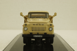 Газ-52-04, бортовой, бежевый 1983г, Dip 105201 1:43
