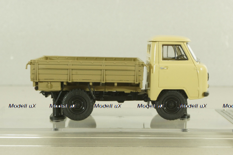 Уаз-450Д, Трест «Водоканал» г. Вологда 1965 г., с надставными бортами, 145007, DiP Models 1:43