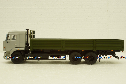 Камаз-65117, бортовий, довга база, АвтоИстория 1:43