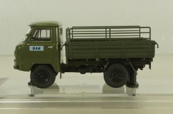 Уаз-450Д, Военная Автоинспекция МО СССР 1963 г. с аксессуарами в кузове, 145003, DiP Models 1:43