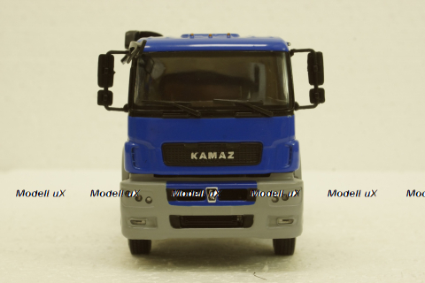 Камаз-65206 тягач, синий, АвтоИстория 1:43
